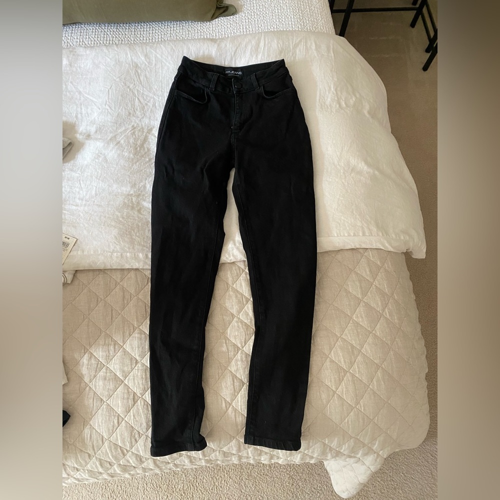 FitJeans Mom Jeans